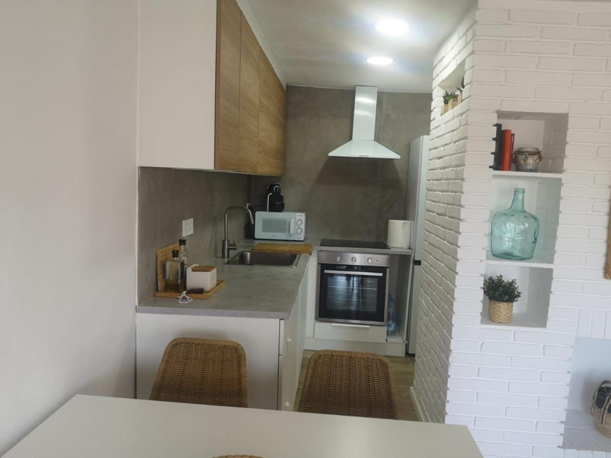 Ingrid Apartment Салоу Экстерьер фото
